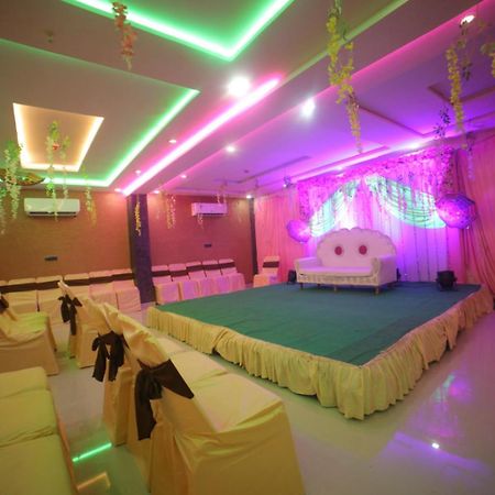 Hotel Dev Villas Agra  Kültér fotó
